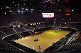 像一位隐形 像一位隐形